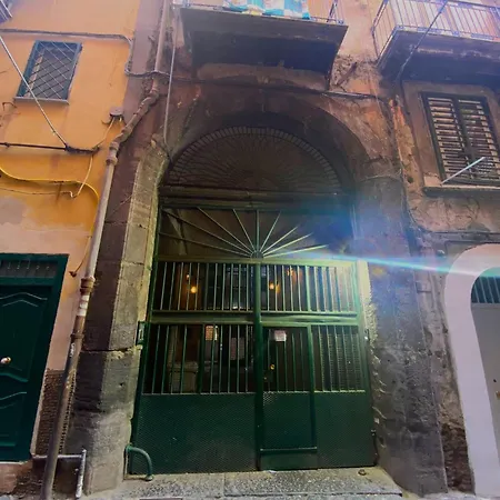 Lallarella 17 Apartamento