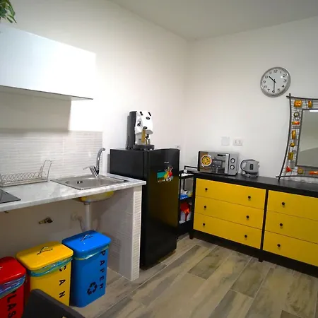 Lallarella 17 * نابولي